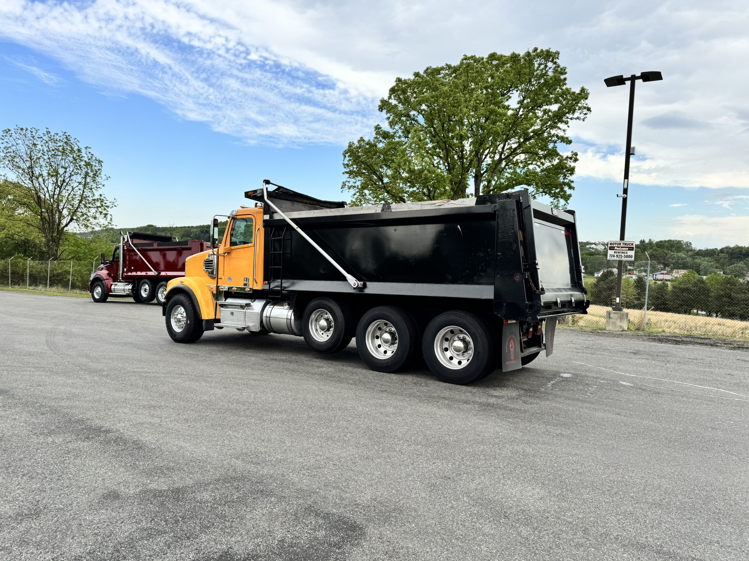 2020 FREIGHTLINER 122SD SFA 2020 FREIGHTLINER 122SD SFA - image 6 of 6