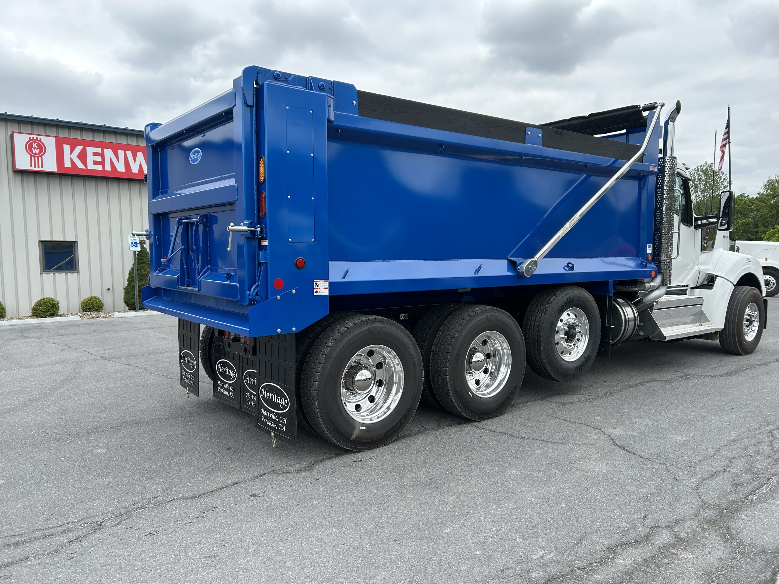 2027 KENWORTH W990 2027 KENWORTH W990 - image 5 of 6
