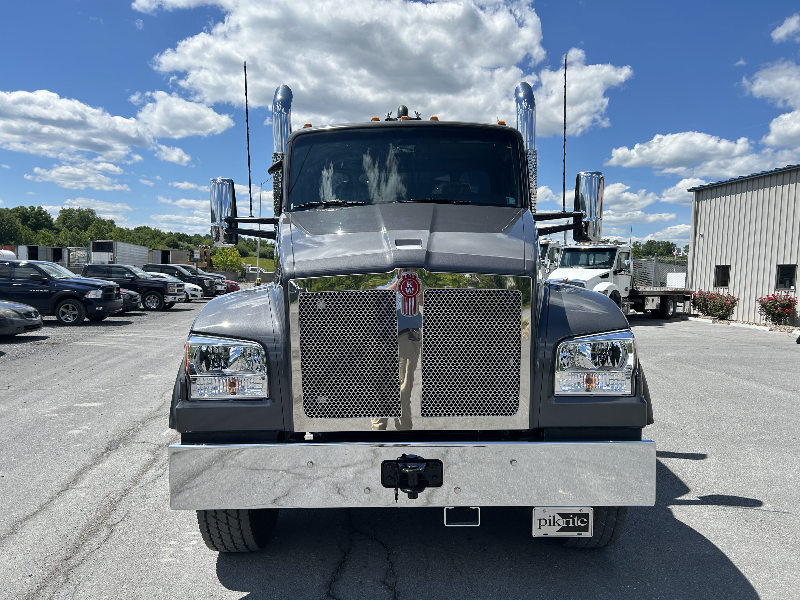 2027 KENWORTH T880 2027 KENWORTH T880 - image 3 of 6