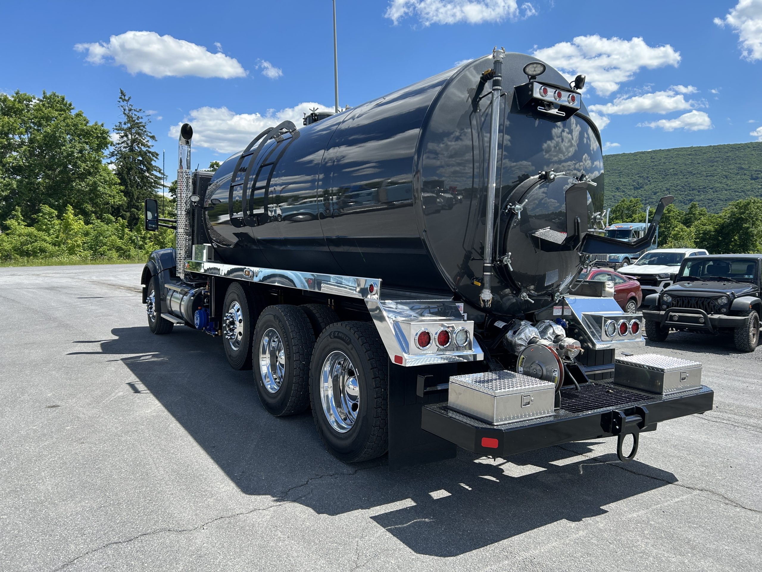 2027 KENWORTH T880 2027 KENWORTH T880 - image 5 of 6