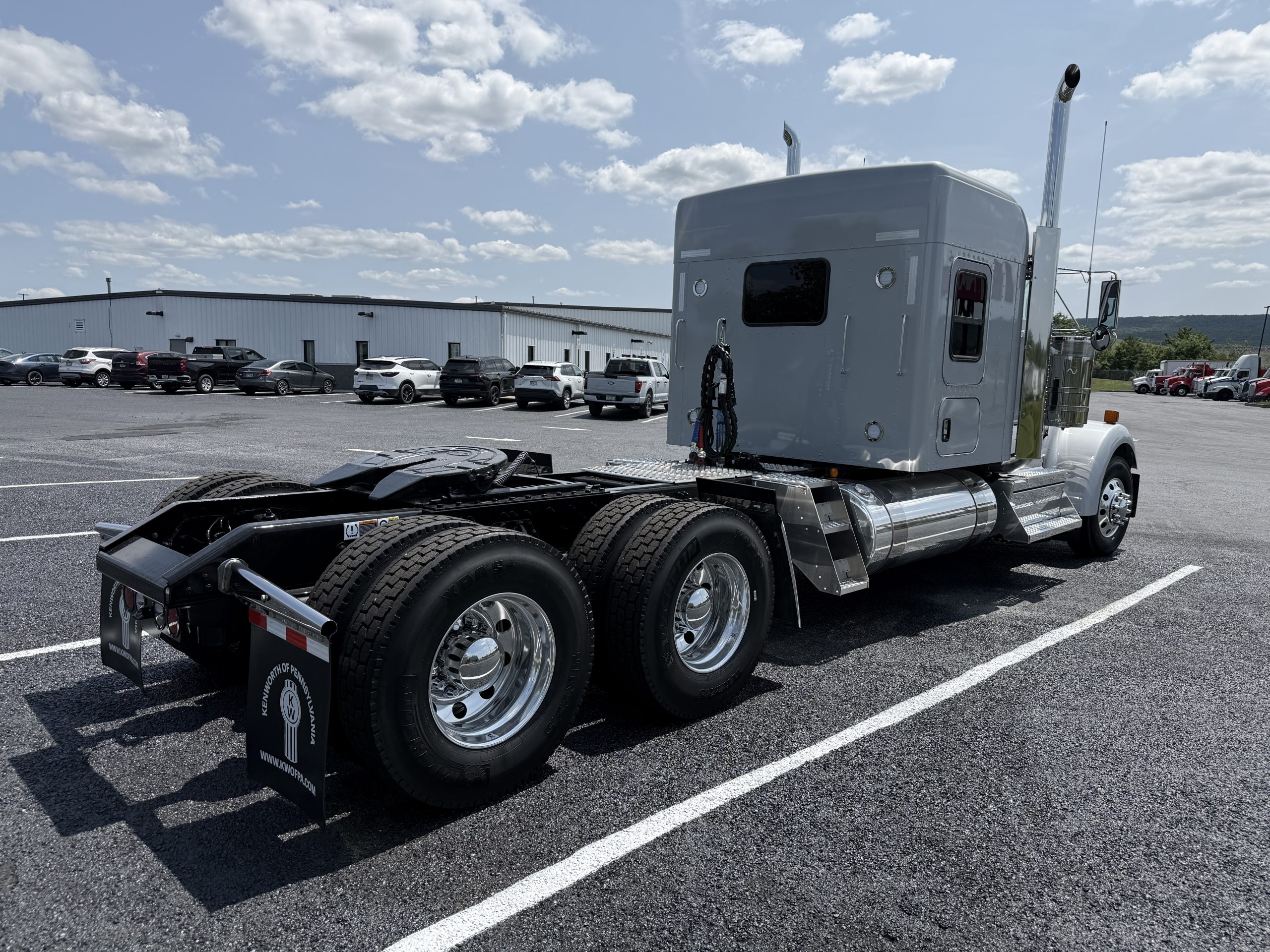 2027 KENWORTH W900 2027 KENWORTH W900 - image 6 of 6