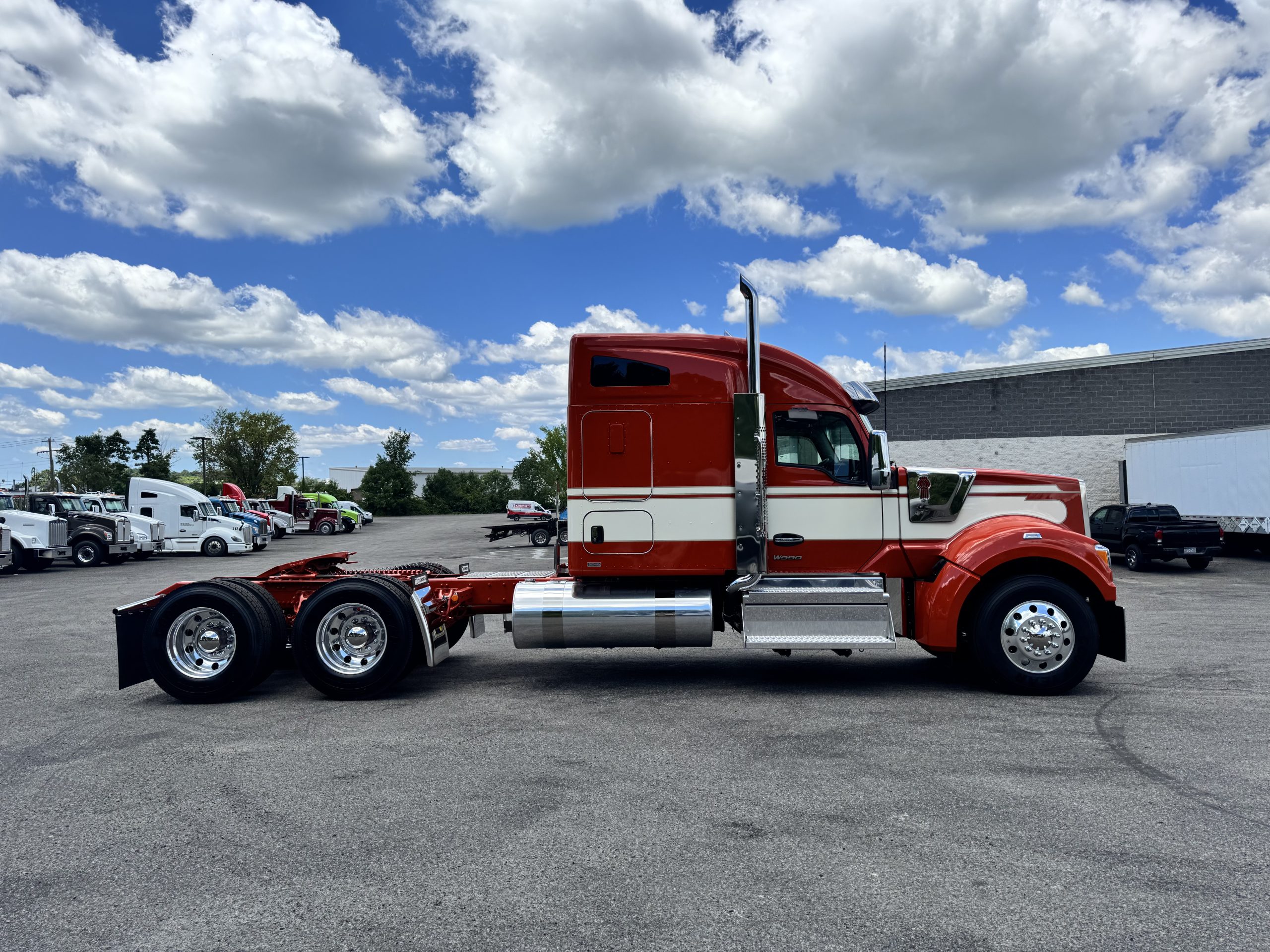 2027 KENWORTH W990 2027 KENWORTH W990 - image 4 of 6