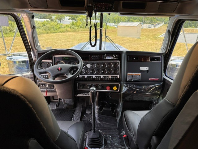 2027 KENWORTH W900 2027 KENWORTH W900 - image 6 of 6