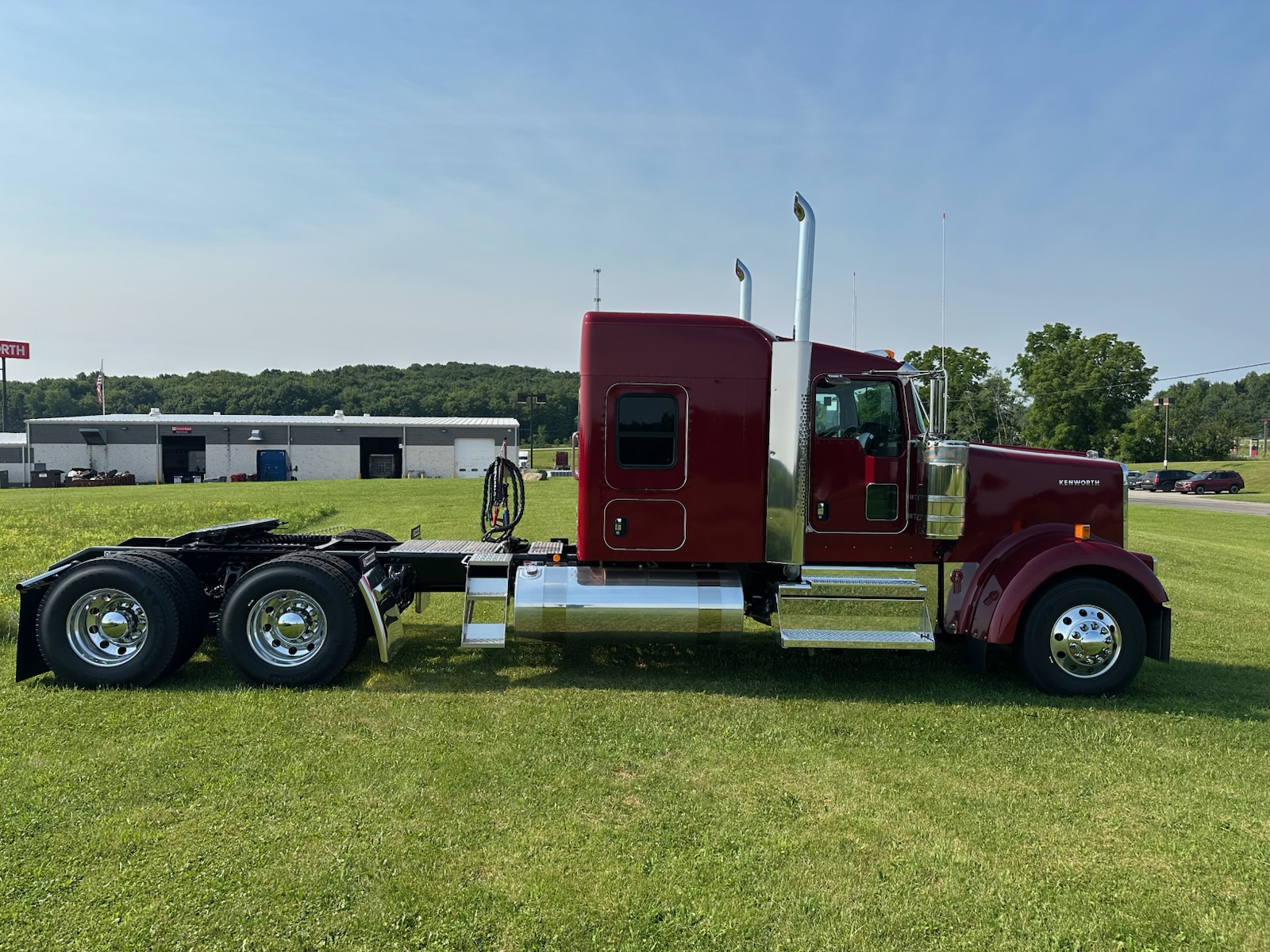 2027 KENWORTH W900 - image 5 of 6