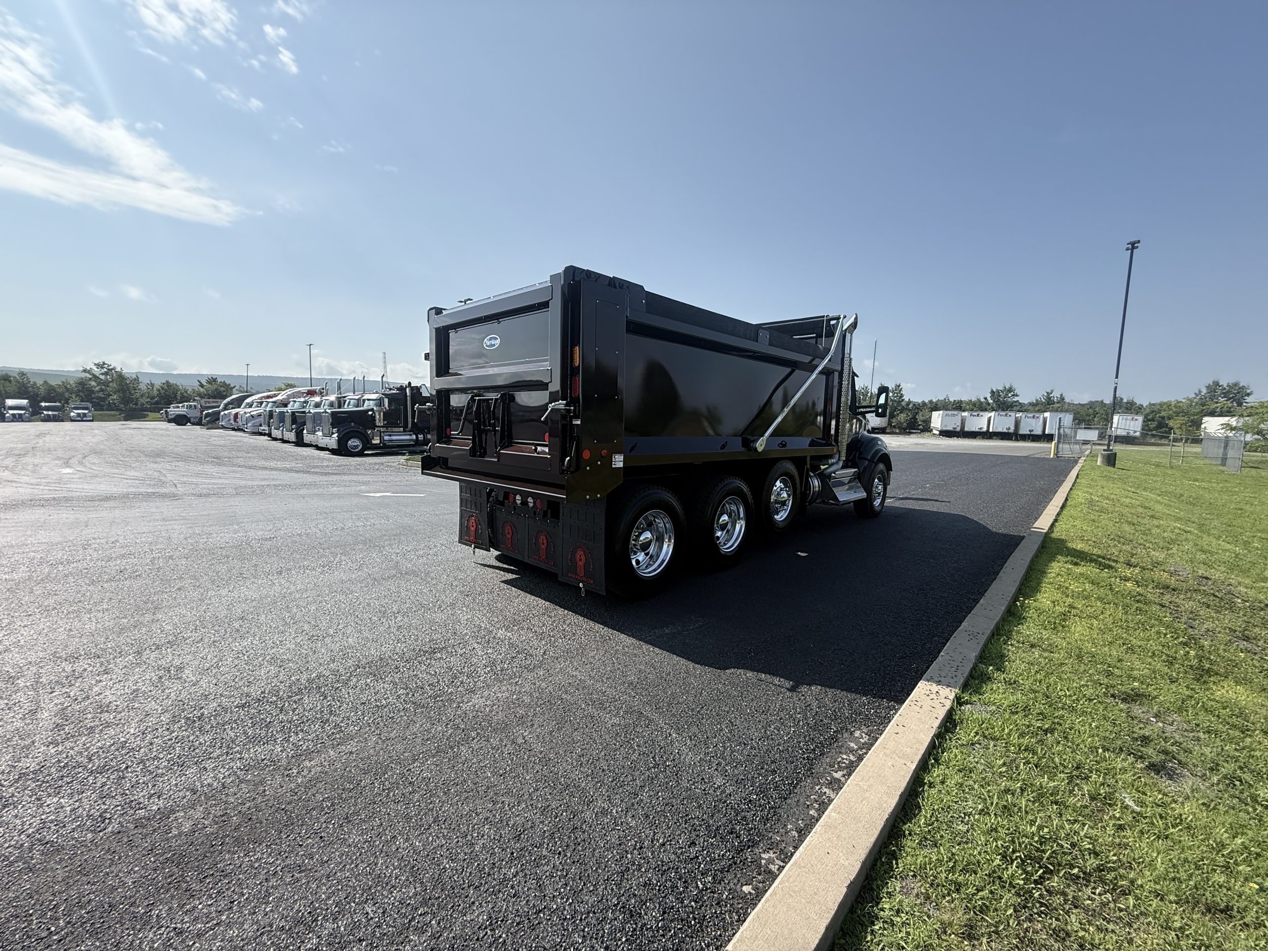 2027 KENWORTH T880 2027 KENWORTH T880 - image 6 of 6