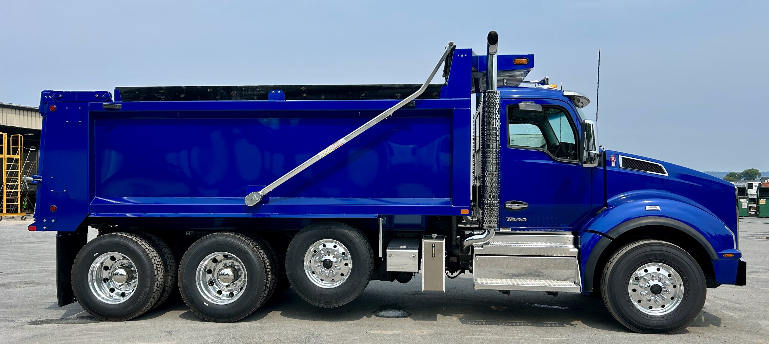 2027 KENWORTH T880 2027 KENWORTH T880 - image 4 of 6