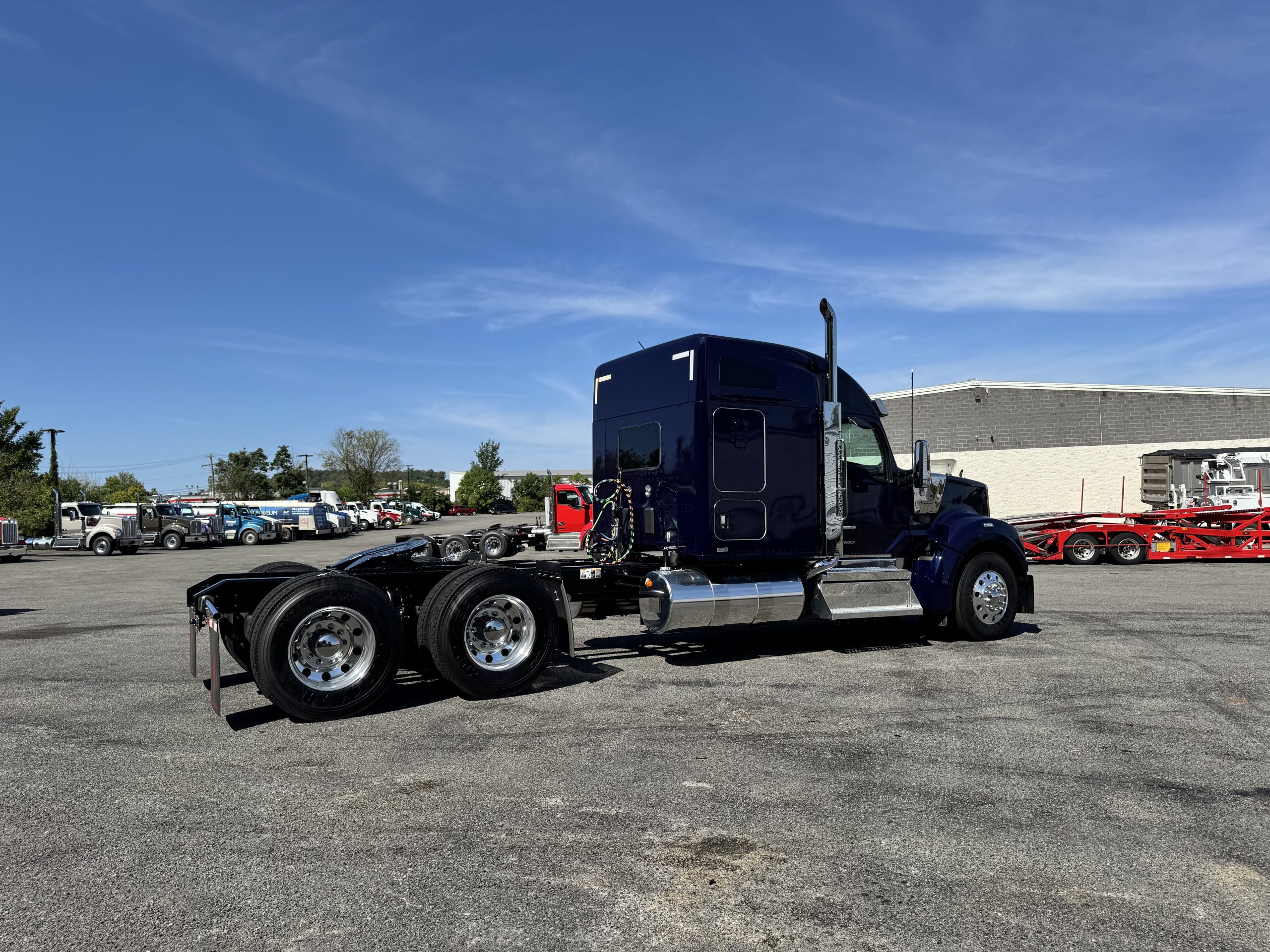 2027 KENWORTH W990 - image 5 of 6