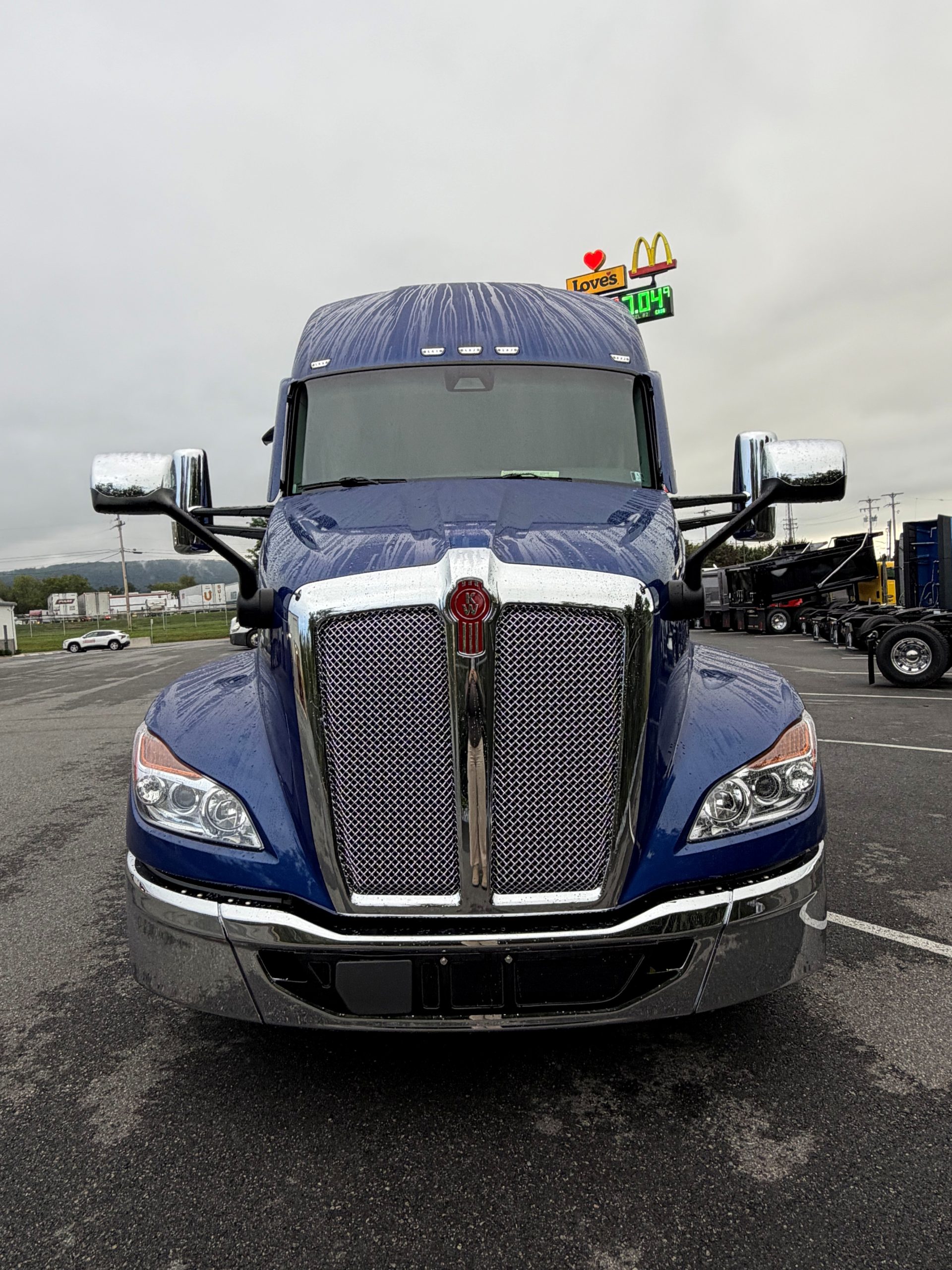 2027 KENWORTH T680 - image 3 of 6