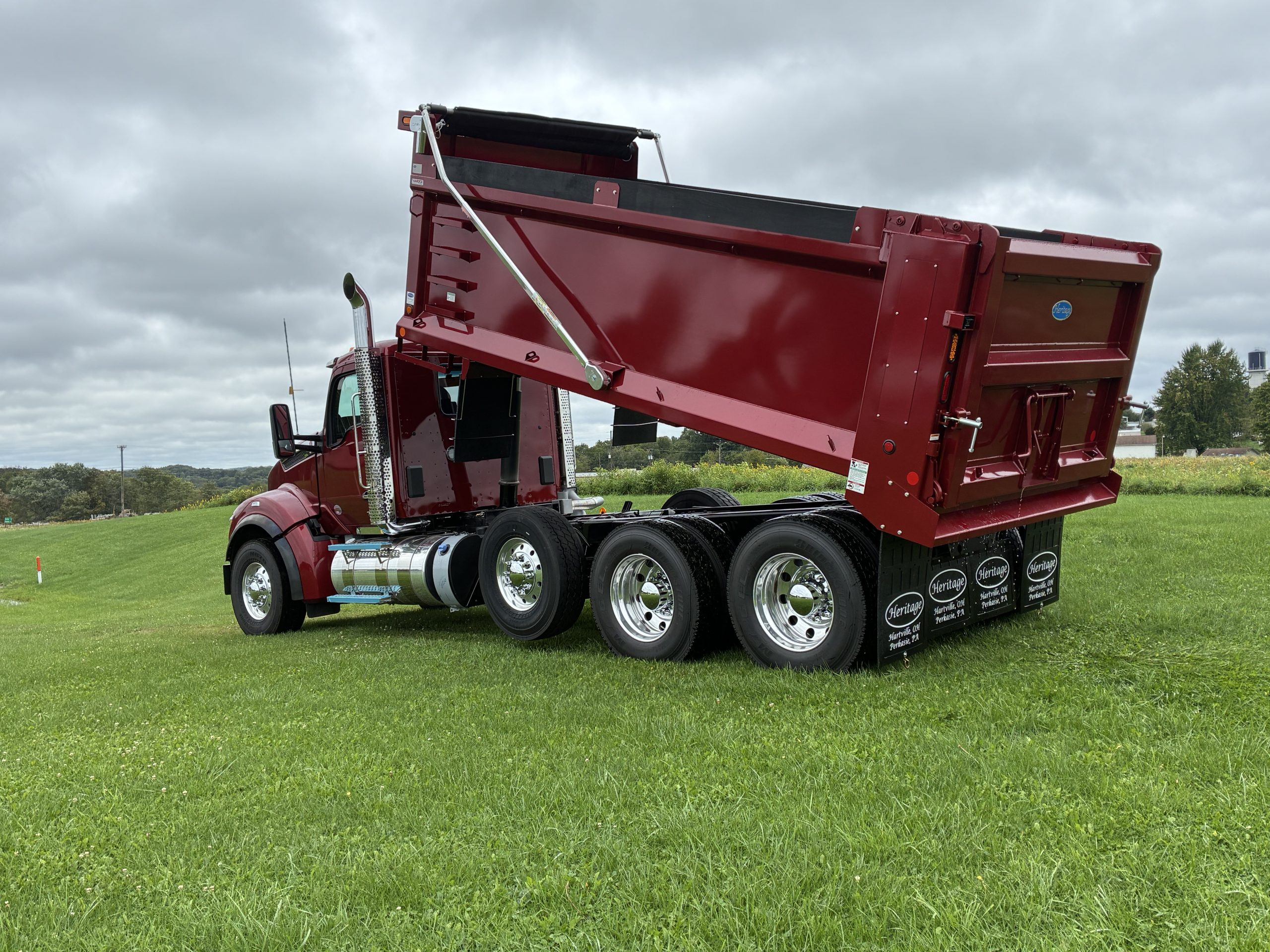 2027 KENWORTH T880 - image 5 of 6
