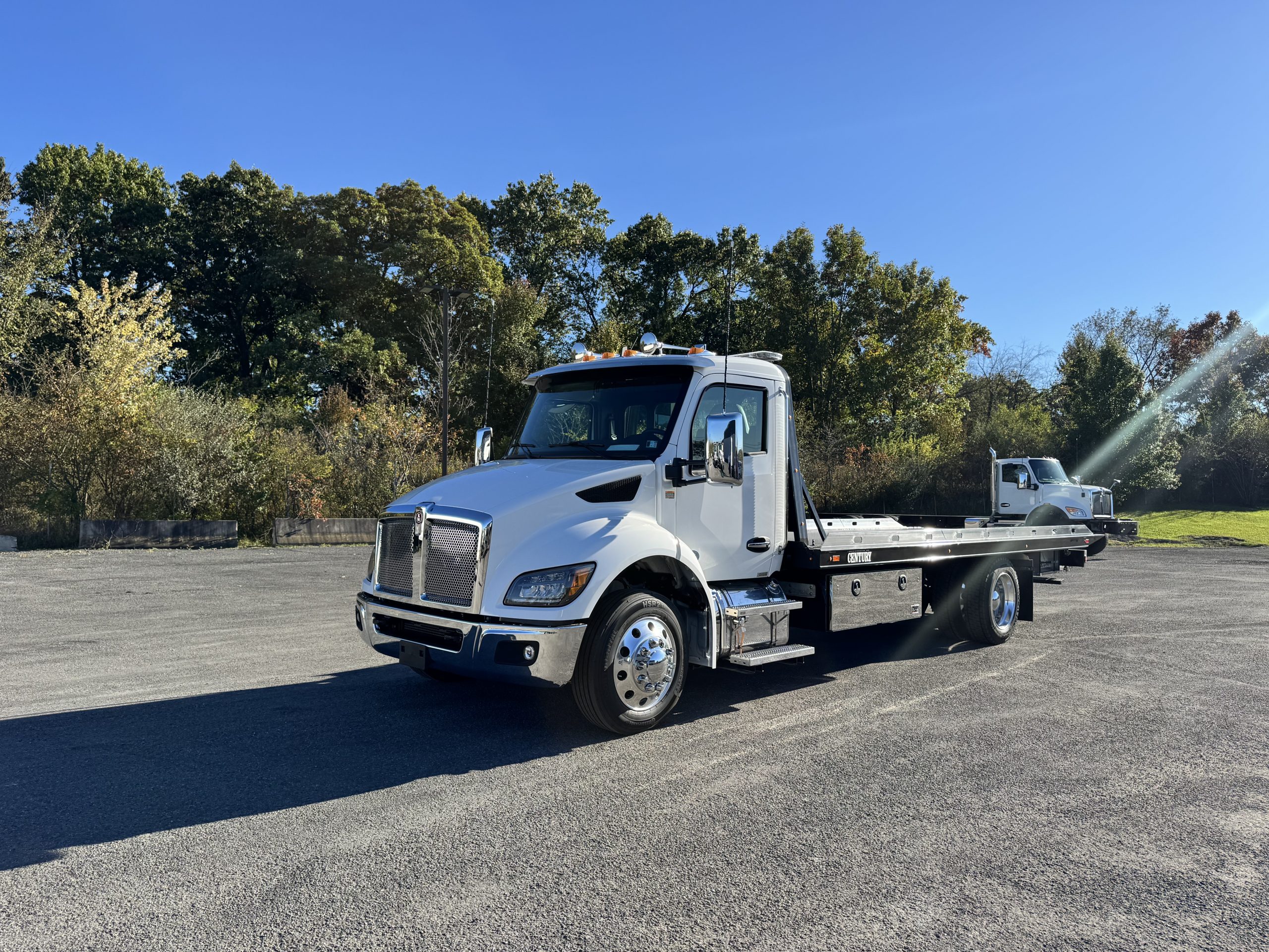 2027 KENWORTH T280 - image 1 of 6