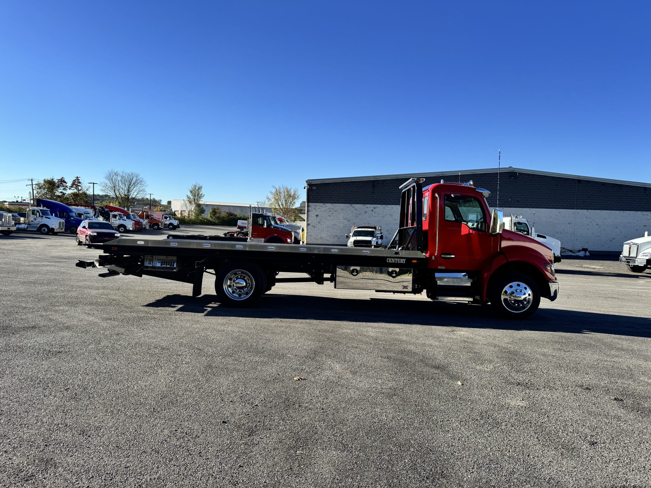 2027 KENWORTH T280 - image 4 of 6